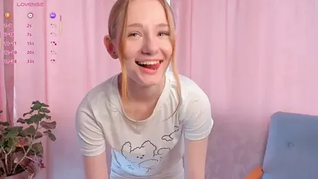 ElvinaRose webcam model stream image