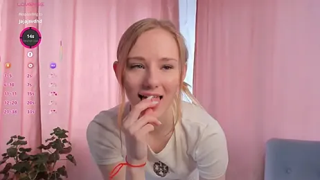 ElvinaRose webcam model stream image