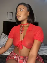 ThickBaddieSA webcam model stream image