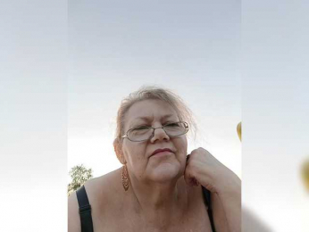 EmpressLady webcam model stream image