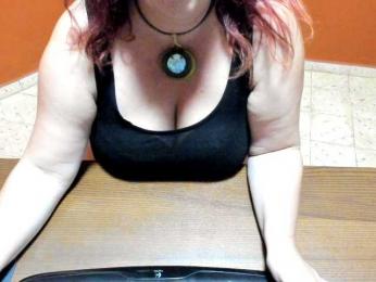 NikkiHollandxxx webcam bongacams model stream image