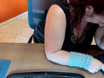 NikkiHollandxxx webcam model stream image