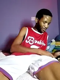 Dickey_sa webcam model stream image