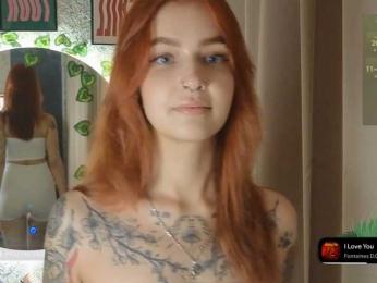 LisLy webcam model stream image