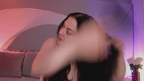 Nicolle_W webcam model stream image