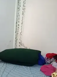 Milfvalesk webcam model stream image
