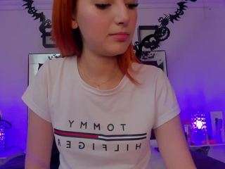 maee-angels1 webcam model stream image