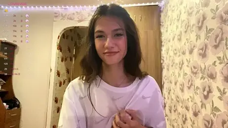 PlayfulShyEmma webcam model stream image