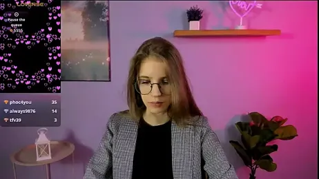 lulu_fly_ webcam model stream image