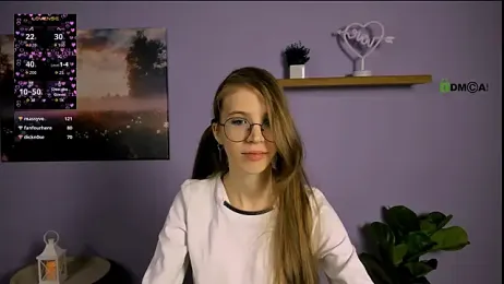 lulu_fly_ webcam model stream image