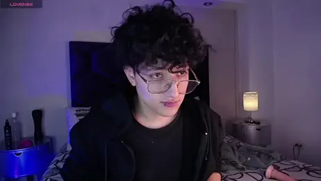 LukeFlame_ webcam model stream image