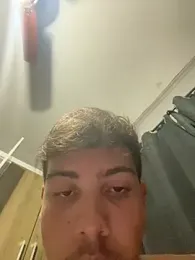 Mlknovinn webcam model stream image