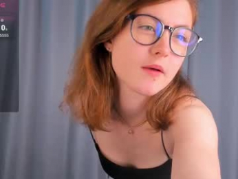 katieedgington webcam model stream image