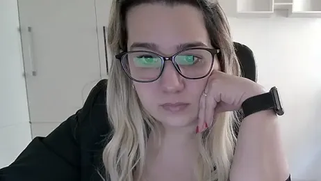 amooraaamoon webcam model stream image