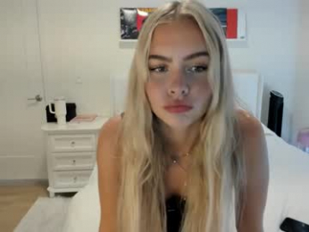ariah_is_blonde webcam chaturbate model stream image