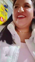 luci225 webcam model stream image