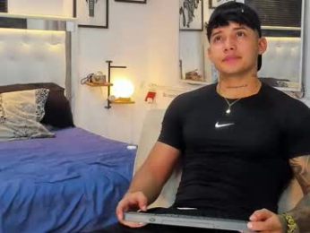 lunay_xtreemboy webcam model stream image