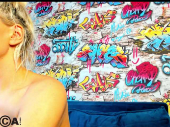 Stasy-Traiin webcam model stream image