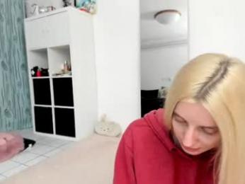 kenziedawton webcam model stream image