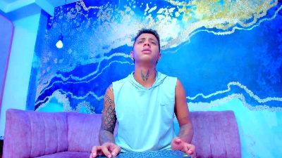 Hottier_Boys webcam model stream image