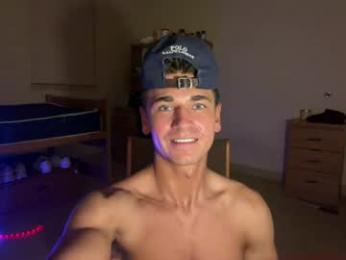 elijahkinky24 webcam preview