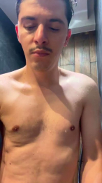 Maitrecesar75 webcam model stream image