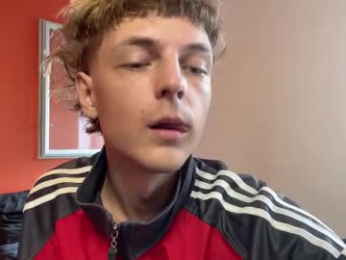 mimiro12 webcam model stream image