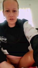 TotalSlave webcam model stream image