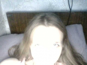 Kitty20Meow webcam model stream image