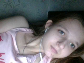 Kitty20Meow webcam model stream image