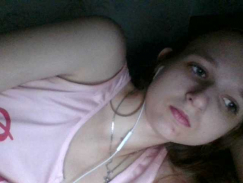 Kitty20Meow webcam model stream image