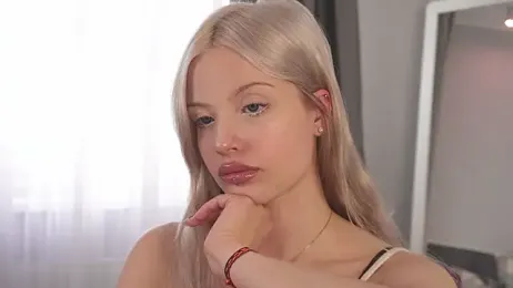 _lovendy_ webcam model stream image