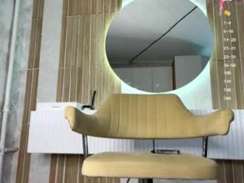 leomaainslie webcam model stream image