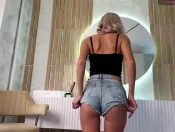 leomaainslie webcam model stream image