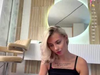 leomaainslie webcam model stream image