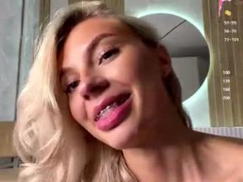 leomaainslie webcam model stream image