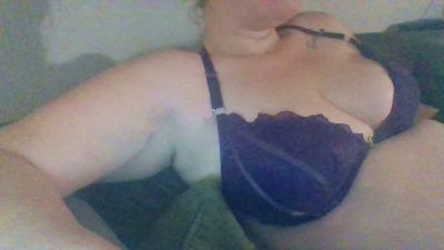 curvy_women webcam model stream image