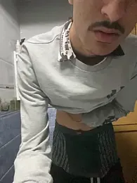 Achrafsad9i webcam model stream image