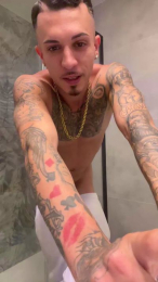 Dolarboy webcam model stream image