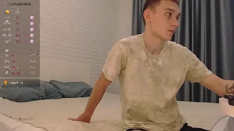 Blushing_couple webcam model stream image
