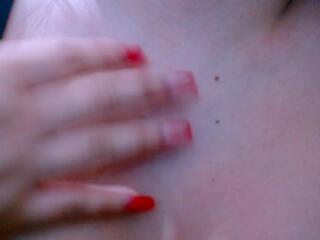 Julianne Teron webcam model stream image