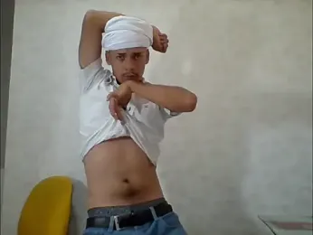 _yasinn webcam stripchat model stream image
