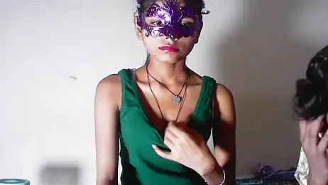 khushi-thakur-- webcam model stream image