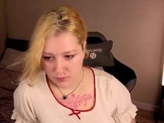 lollybunnyyy webcam preview