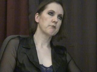 Mistress Vivian webcam model stream image