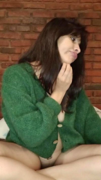 Apriilhot webcam model stream image