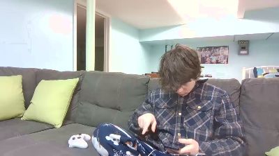 Roomfullofcum webcam model stream image