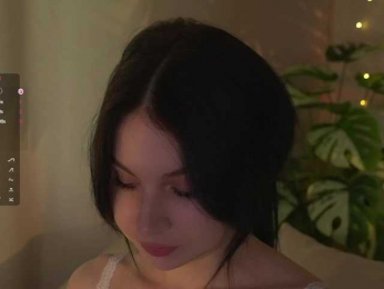 DramaQueen_ webcam model stream image