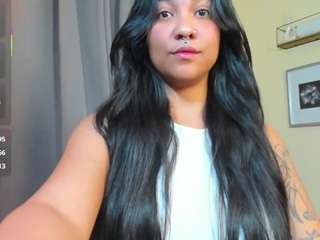 lunabluee webcam model stream image