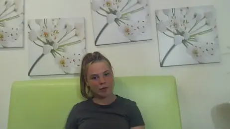 Katrin_Stone webcam model stream image